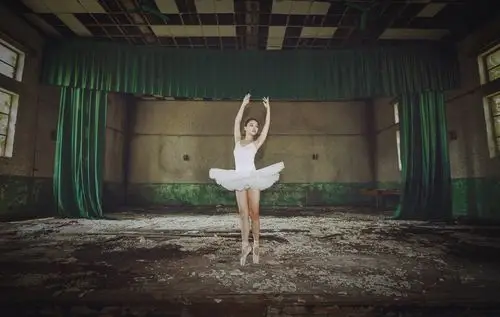 一个人的舞台剧——孤独芭蕾