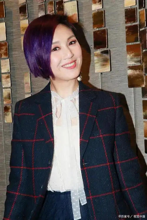 杨千嬅《野孩子》演绎成长的坚韧与力量