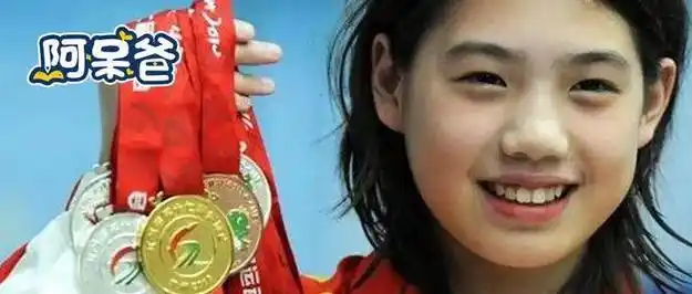 天才少女张雨霏,先天脊柱侧弯,看到她妈妈才明白她