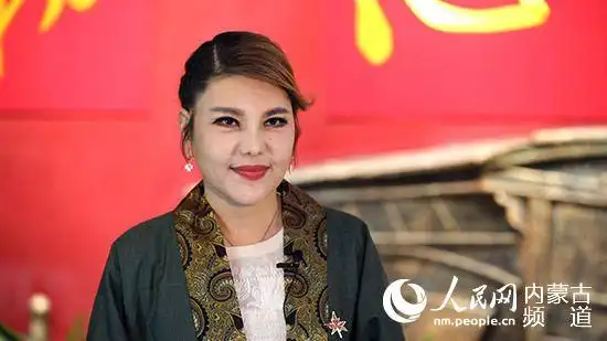 唱响民族团结精神是我的责任——访蒙古族青年歌手乌兰图雅