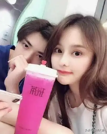 相伴,在两人的爱苗萌芽前,孔雪儿已经有了交往多年的高富帅男友马伯骞