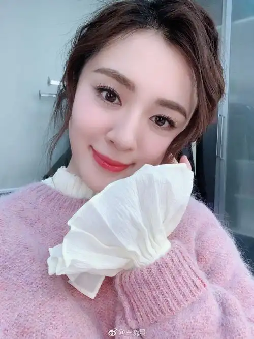 王晓晨为什么叫王小米她为什么15岁上大学这么早