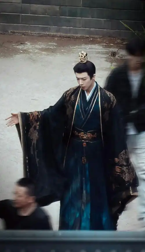 刘宇宁南珩##刘宇宁新剧开机状态