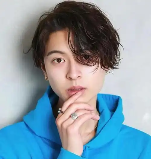 男生烫发造型 帅气纹理烫定位烫