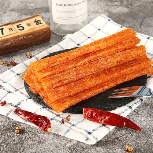 透明老包装卫龙辣条102g大面筋整箱经典大辣棒面制品香辣零食包邮