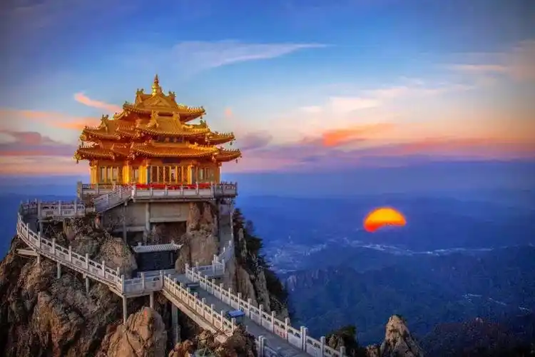 中国旅游景点推荐旅游必去景点中国景点大全(中国一生必去的10个旅游