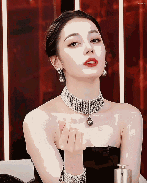 迪丽热巴##迪丽热巴##迪丽热巴邓妍