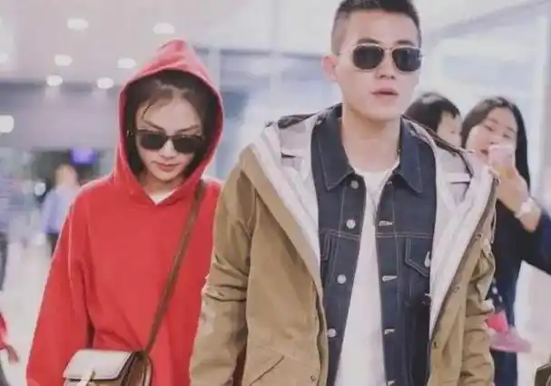 马思纯,这是要结婚了?|欧豪|恋爱|张哲轩|大张伟_网易订阅