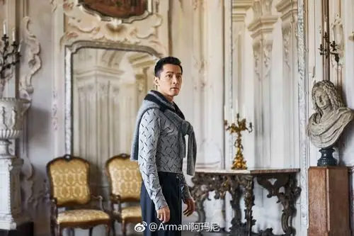 [胡歌][新闻]170929 胡歌阿玛尼新大片coming soon 四色人生开启第