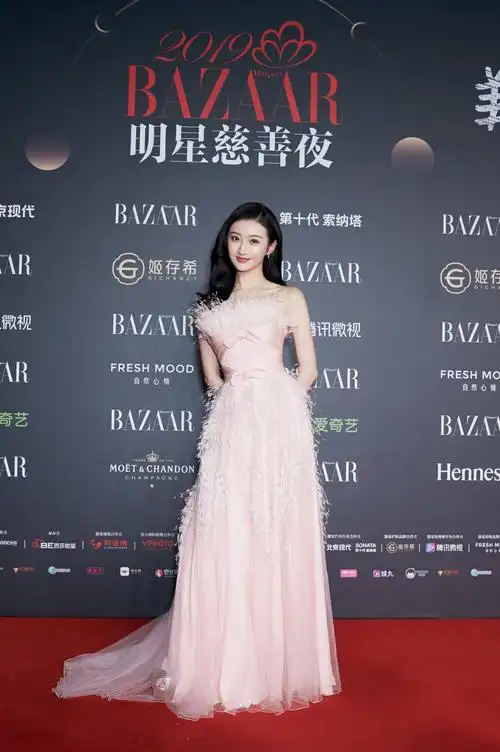 景甜2019芭莎明星慈善夜