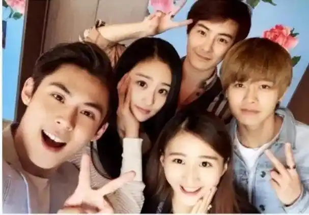 任嘉伦媳妇聂欢丈夫成名背后有辛酸在家做全职太太也幸福了吧