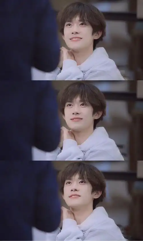 有没有易烊千玺笑起来的壁纸