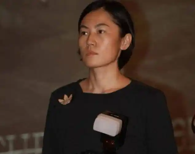 王菲陪他三年生下窦靖童,窦唯为了维护高原,坦言恋爱婚姻是阴谋_音乐