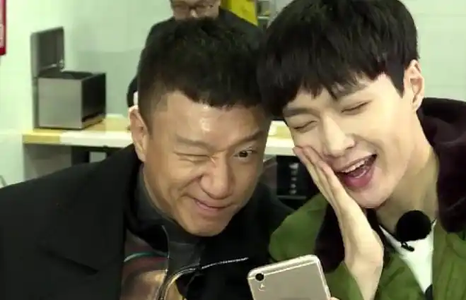 面馆推出"孙红雷张艺兴"套餐,价格惹怒孙红雷,粉丝:快改价!