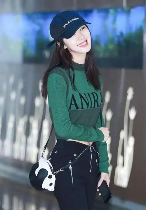 北方有佳人,绝世而独立.看看辽宁走出来的女明星,你能认识几位