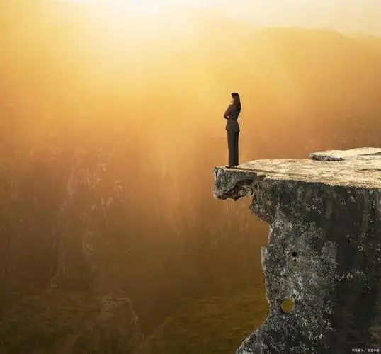 在人生最低谷的时候,应该怎样做?