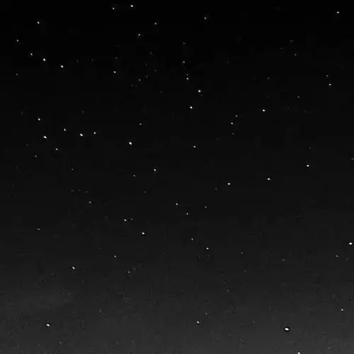 黑白系朋友圈背景图