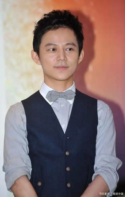 「人生正能量」何炅:用激情书写属于自己的人生