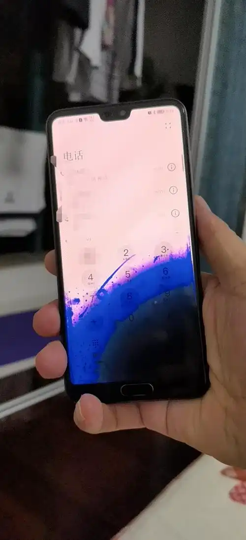 我的p20pro无缘无故屏幕漏液了(绝对无外伤,反正我是这样认为的),没