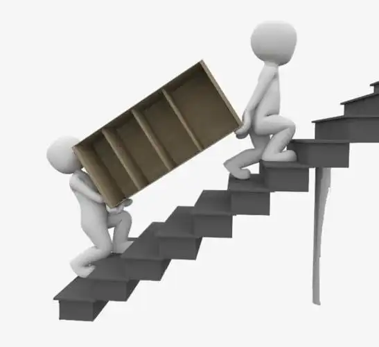 头条问答 - 两人一高一矮一前一后一起用肩板扛东西上楼梯哪个吃力