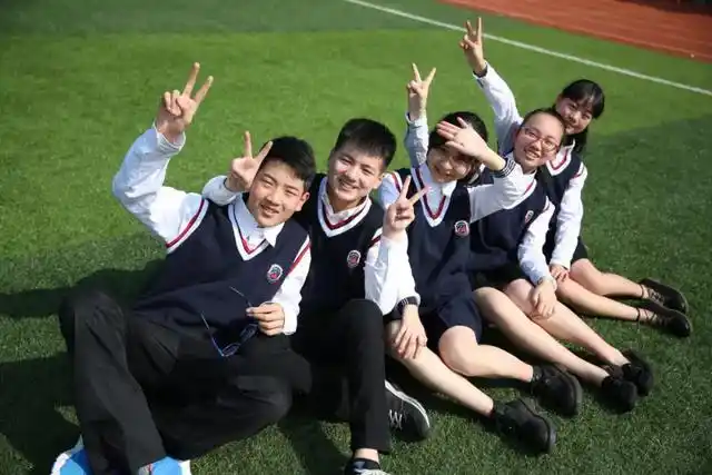 校全国排名多少(重庆巴蜀中学全国排名第几(重庆巴蜀中学校服图片))