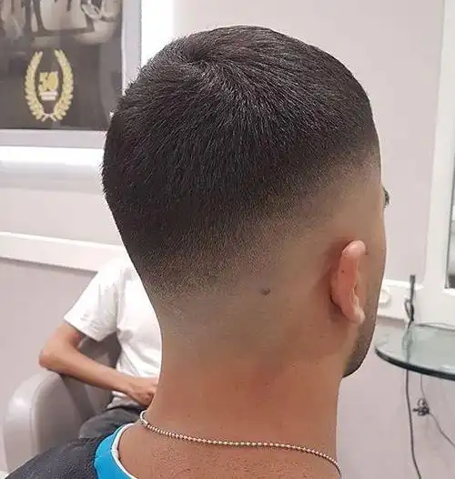 "周边光"发型清爽帅,短发图片,发型图片