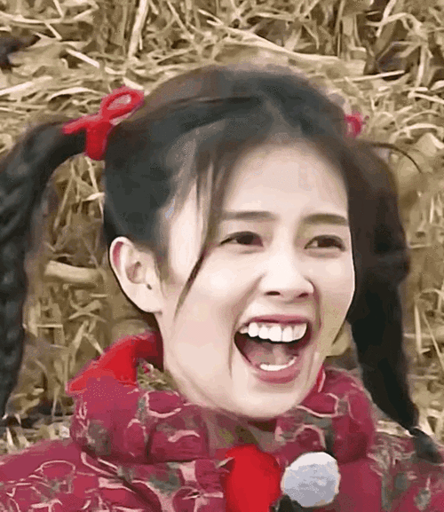 7位笑起来颜值反差大的明星:张凌赫褶子多,王俊凯露牙龈