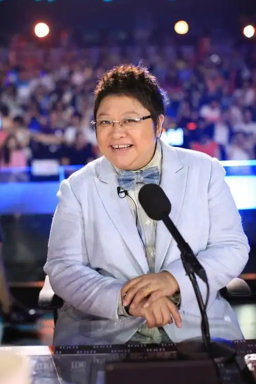 中国梦之声韩红骂人滚视频 韩红得了什么病才变胖吗