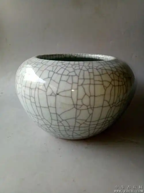 乡下收到的宋代哥窑开片老瓷笔洗