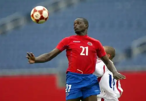 图文-哥斯达黎加男足阵容一览 前卫温斯顿-帕克斯