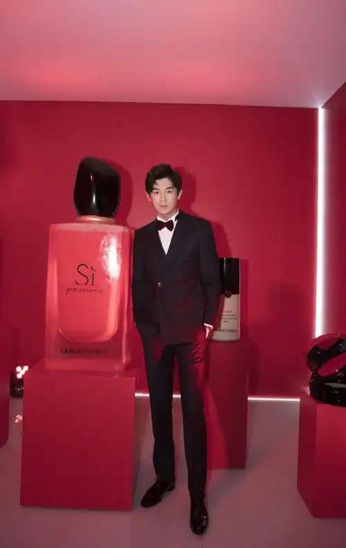 男神风范:杨旭文的西装进阶史