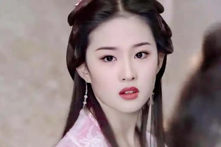 公认有福贵相的7位女星:赵丽颖杨紫事业昌顺,贾玲景甜人间牡丹花!