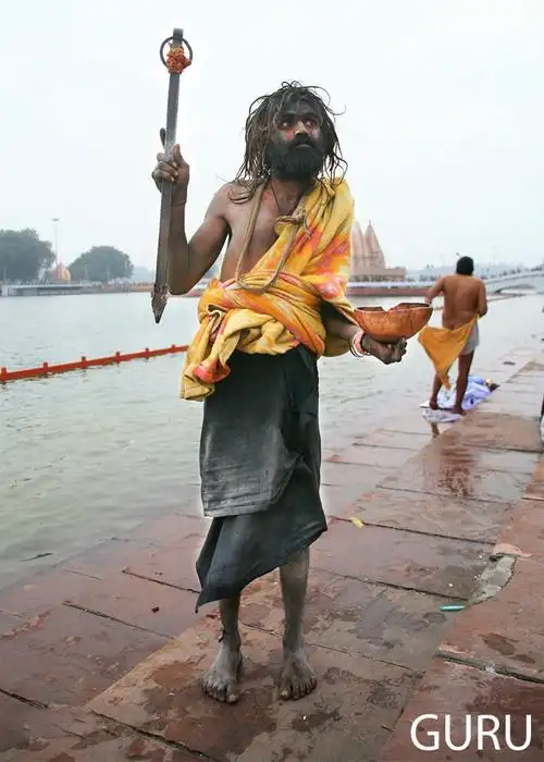 揭秘嗜吃浮尸的印度教苦行僧
