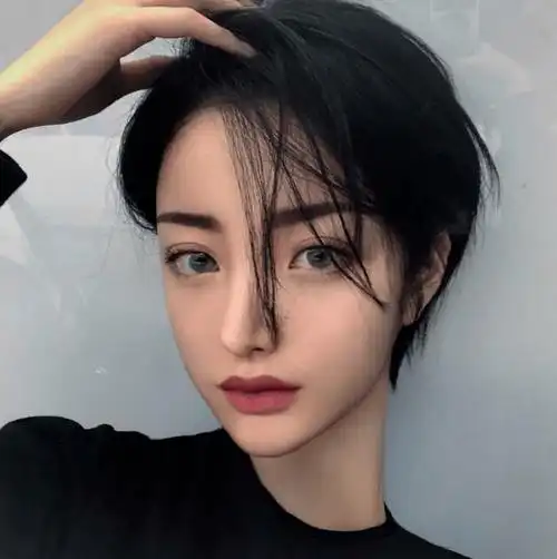 女士个性超短发图片发型这么剪帅到没边