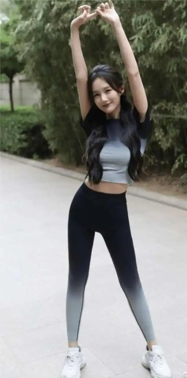 李一桐健身照写真曝光