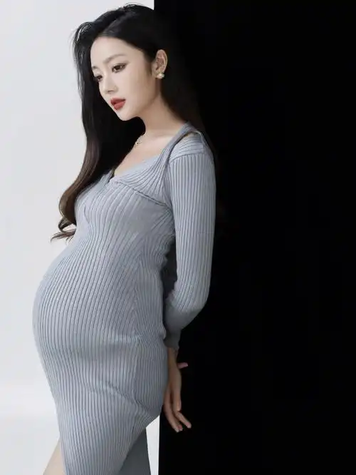 喜欢这种简约高级的孕妇照看多久都不腻