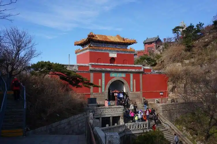 诗词联咏泰山——南天门