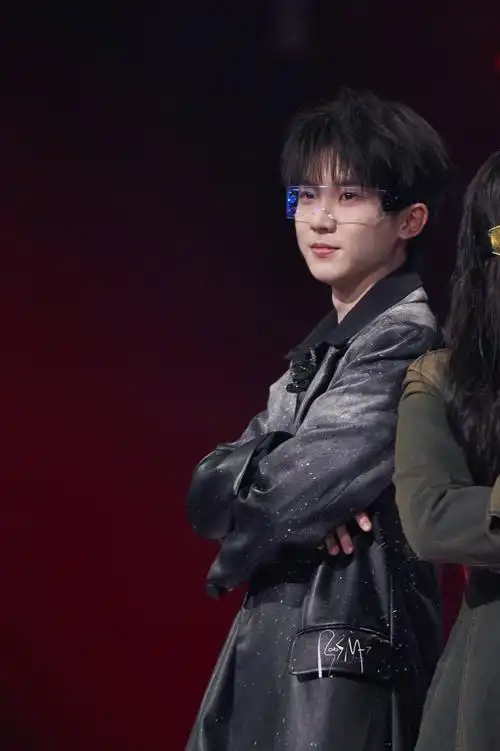 马嘉祺 廿一幕启循光赴盛景##马嘉祺的二十一载记录簿