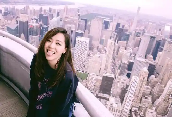 张靓颖吐舌头,非常值得看的一篇文章_网易订阅