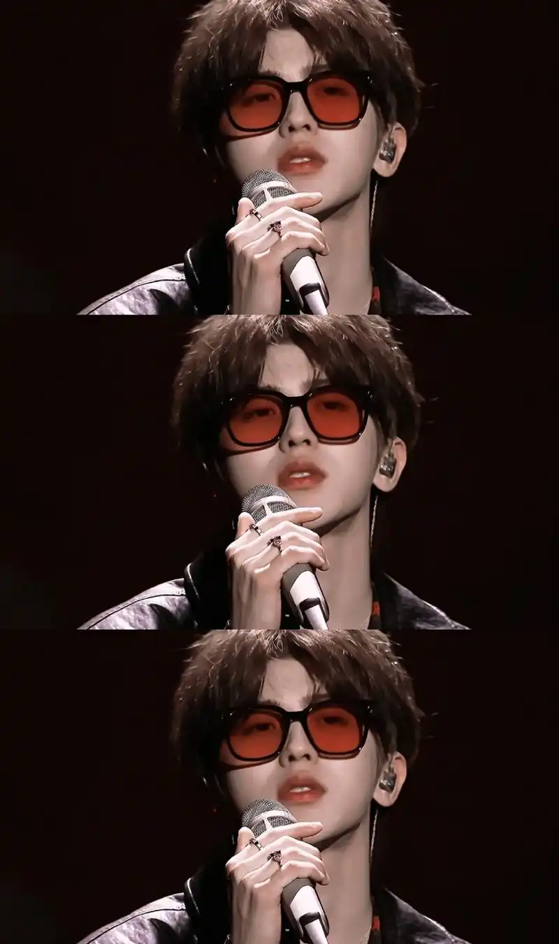 蔡徐坤壁纸:星星是银河递给月亮的情书,你是世间赠于我的恩赐_手机