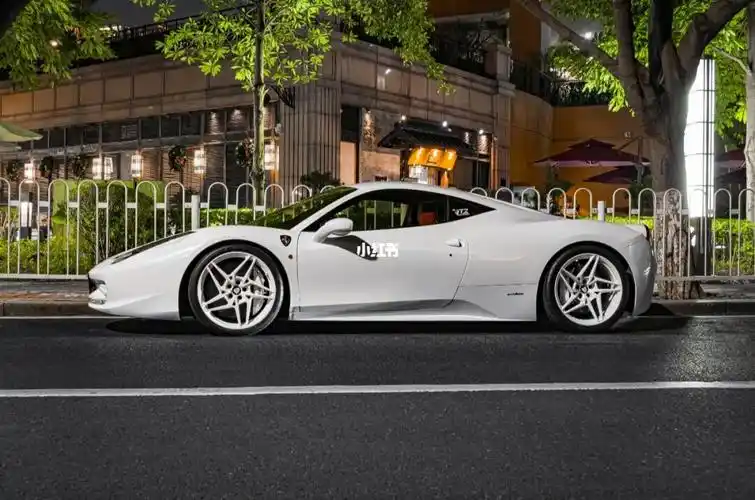 91法拉利458 白幽灵_超跑_跑车_法拉利怎么样_汽车_法拉利458_汽车