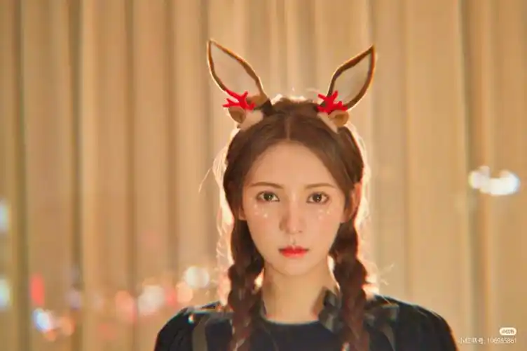 可爱的张予曦和霸气的张予曦