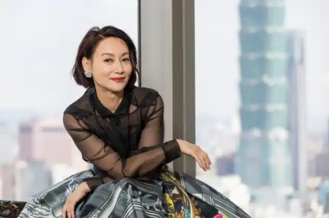 从乞丐到影后,武打影后惠英红,一个60岁女演员能够拥有多少可能