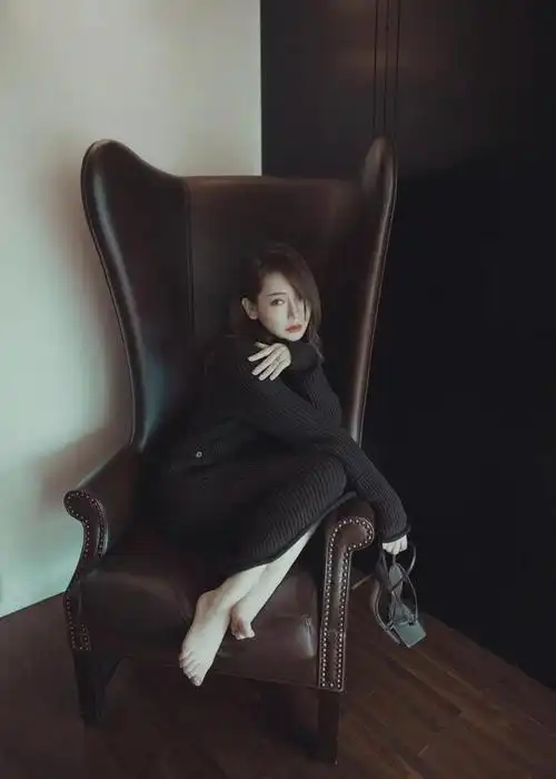 女神戚薇 美足_网易订阅