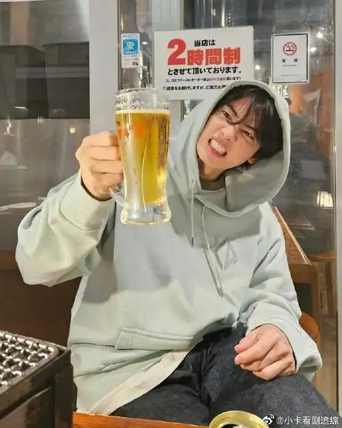 车银优素颜随拍##车银优素颜喝酒