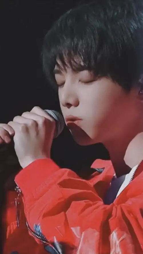 华晨宇壁纸 最酷,分享一组花花华晨宇壁纸_可可情感网