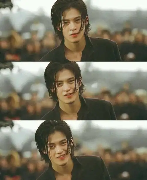 告诉我有多少人是因为小栗旬才有了这个念头?