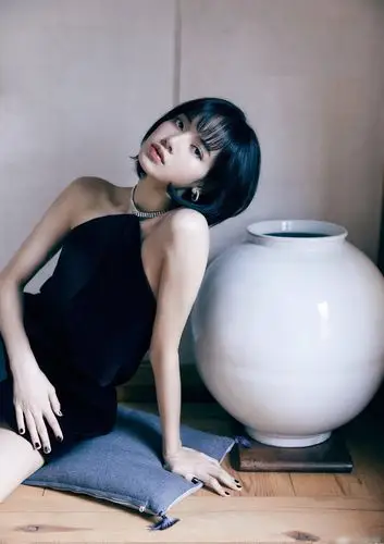 【图】9位女明星潮流时尚短头发,有的人秀白天鹅肩颈线_明星发型_发藏