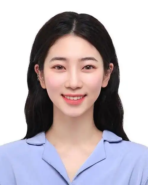 抖音韩国证件照原图在哪_韩国证件照原图分享_咖绿茵手游站