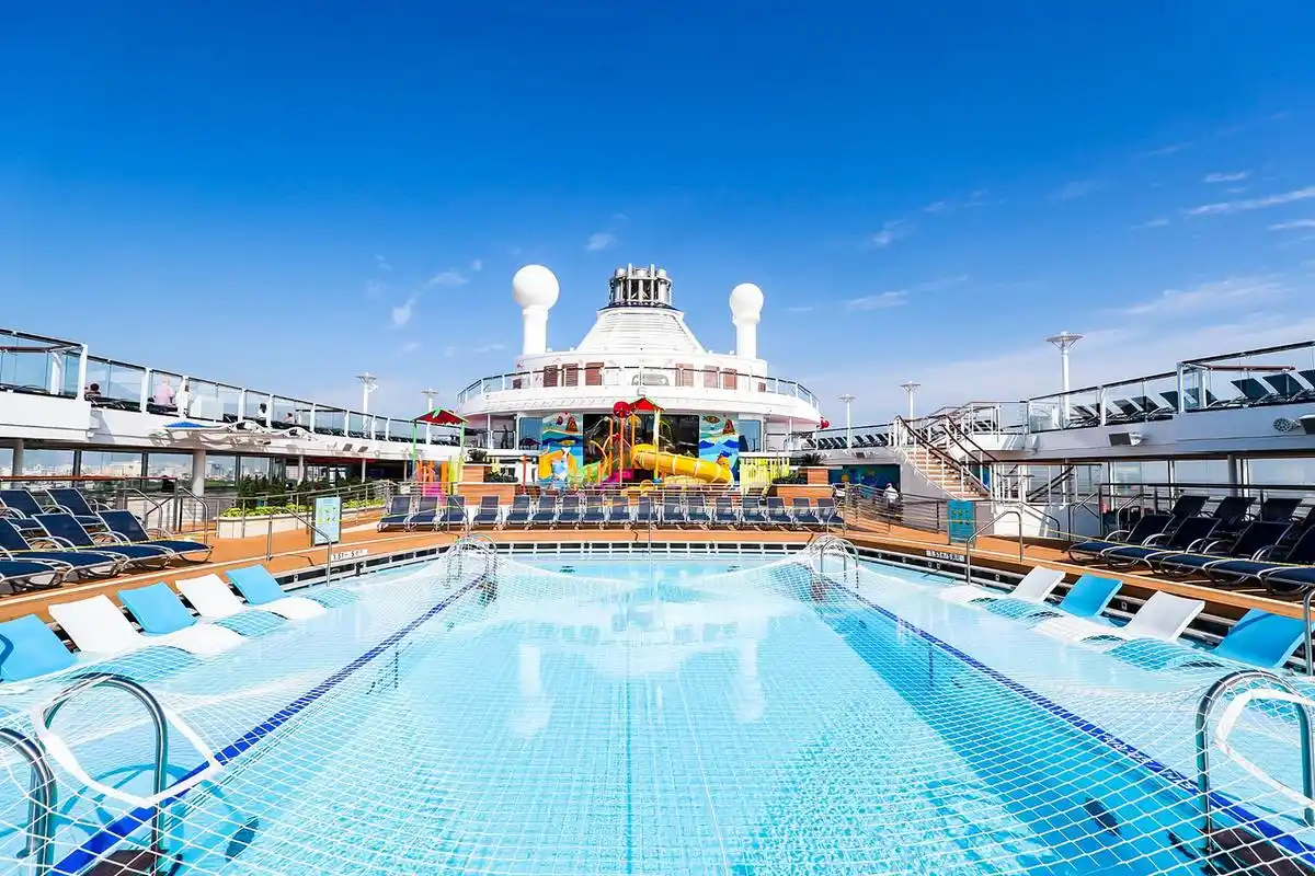 在浩瀚无际的大洋,随光谱致敬梦想 .